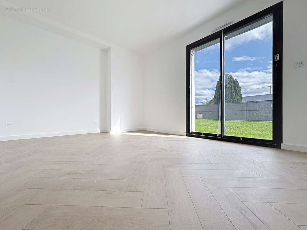 Maison à SAINT-AUBIN-CELLOVILLE