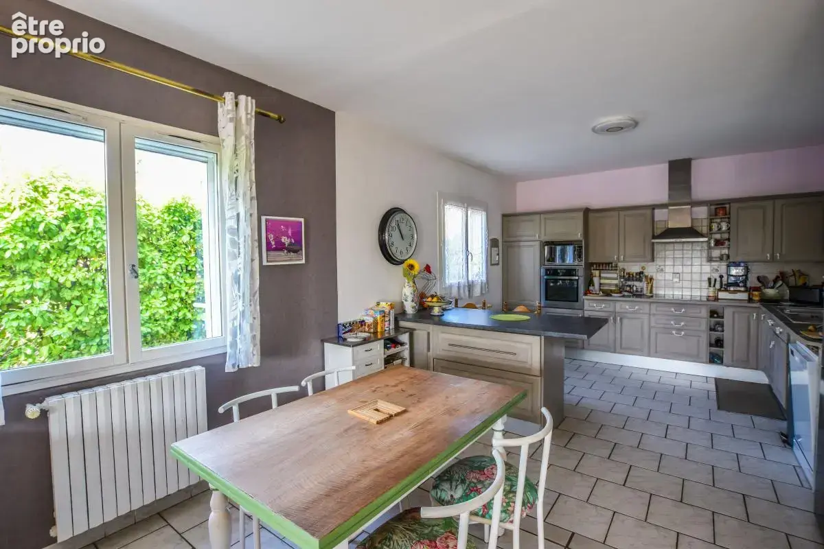 Maison avec piscine, trois chambres avec possibilité d'une quatrième, Rochefort du Gard - photo 4