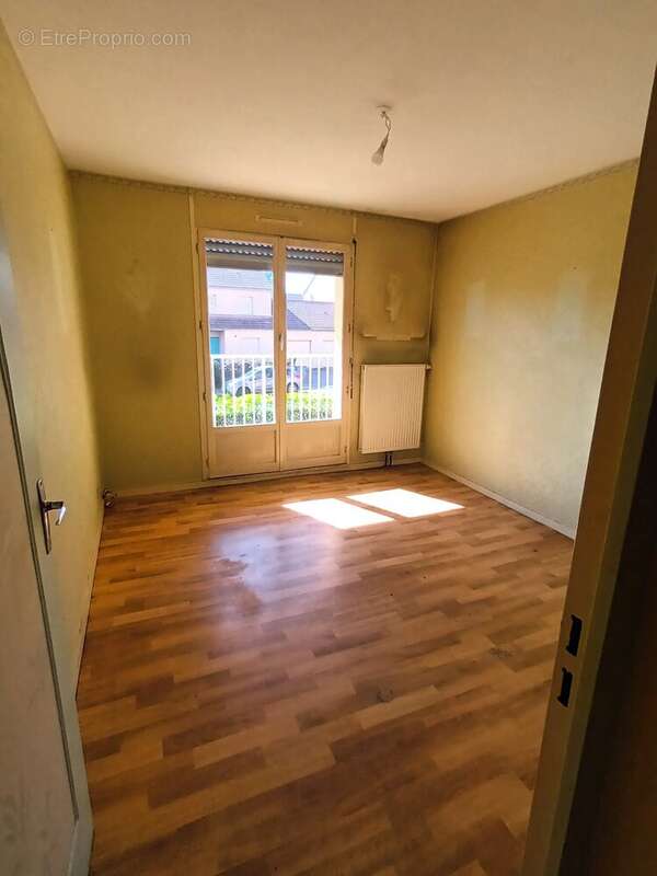 Appartement à MONTCEAU-LES-MINES