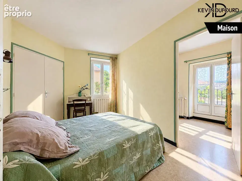 Maison 8 pièces 140 m² à vendre à Saint-Julien-Du-Serre (07200) - photo 8