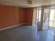Appartement à SAINT-LAURENT-SUR-GORRE