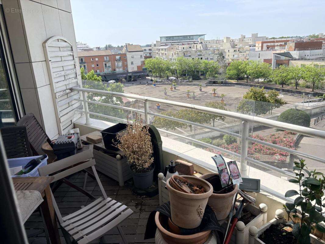 Appartement à MONTIGNY-LE-BRETONNEUX