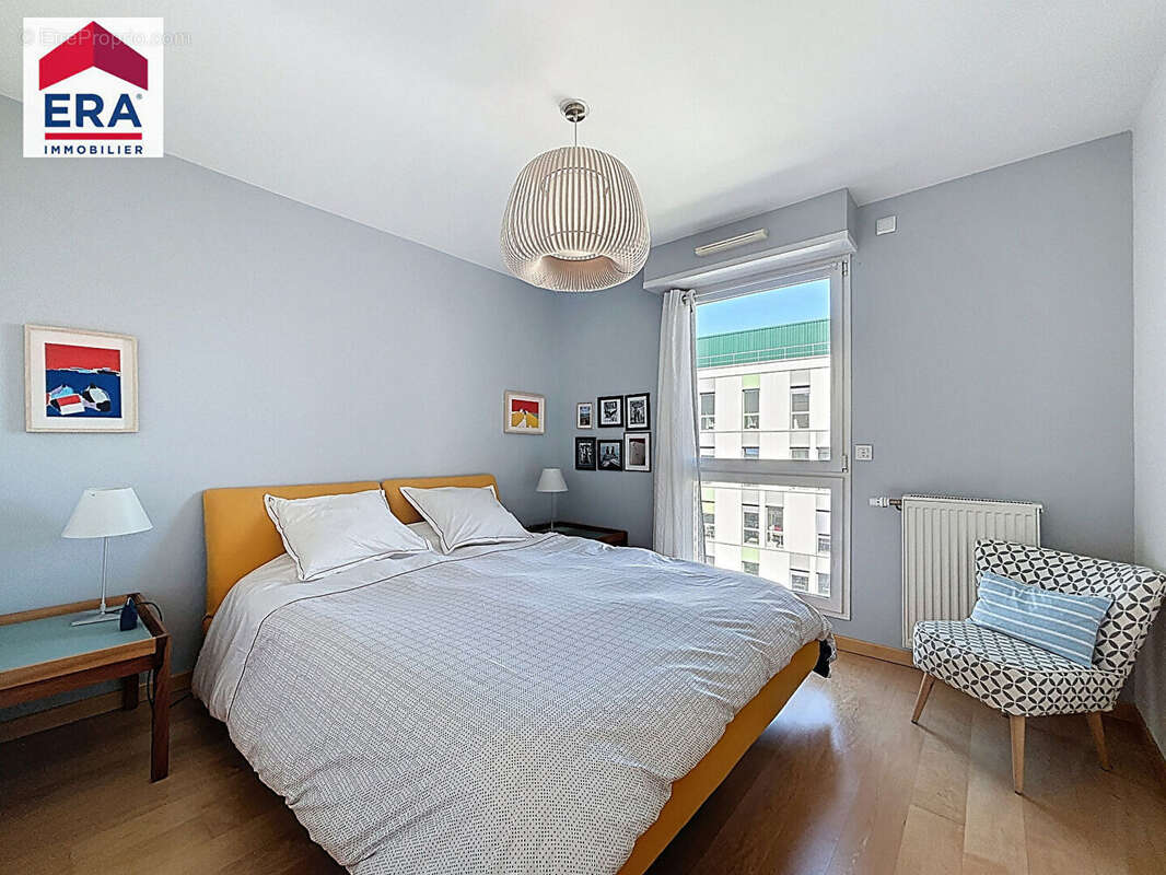 Appartement à IVRY-SUR-SEINE