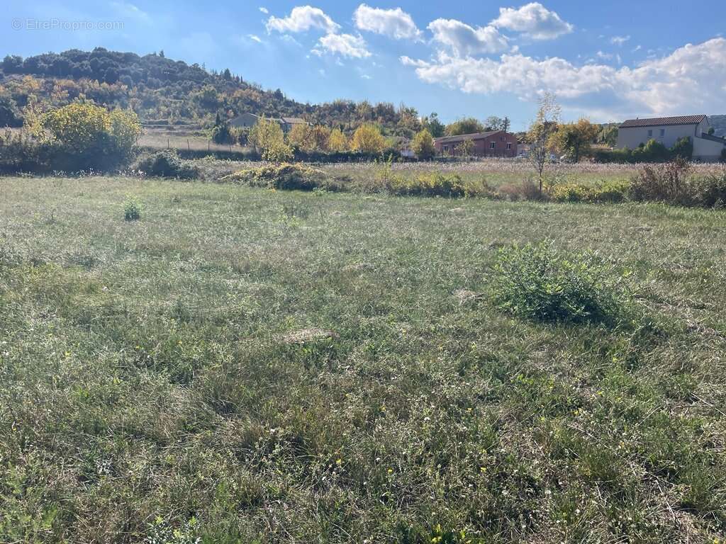 Terrain à LE PRADAL