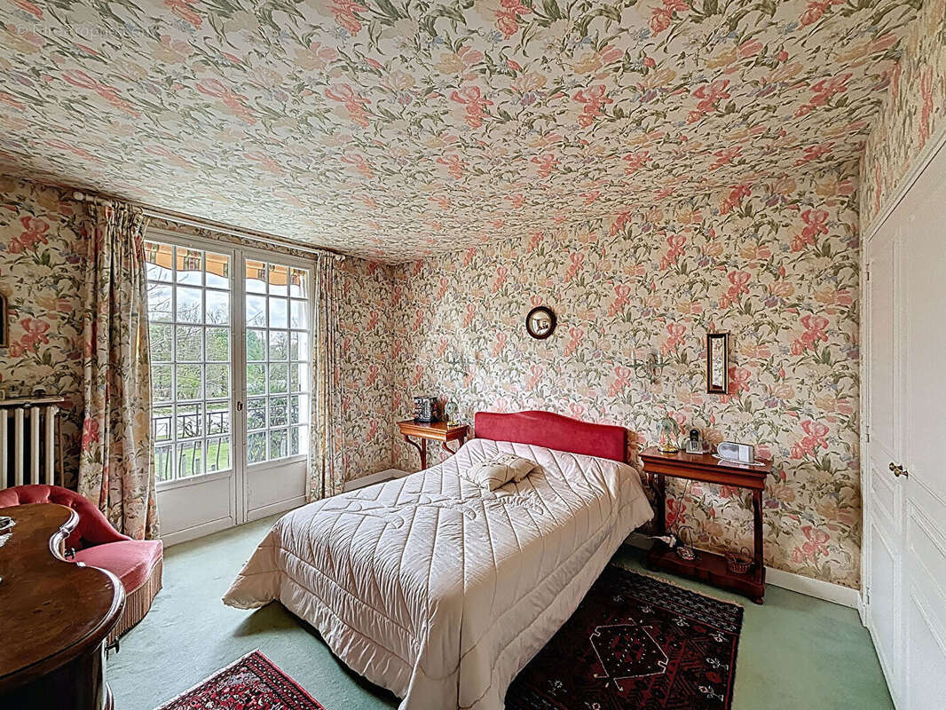 Maison à CHATEAU-GONTIER