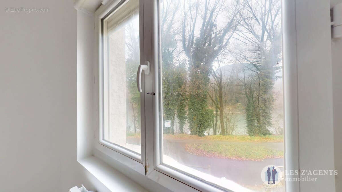 Appartement à SAINT-MARTIN-D'HERES