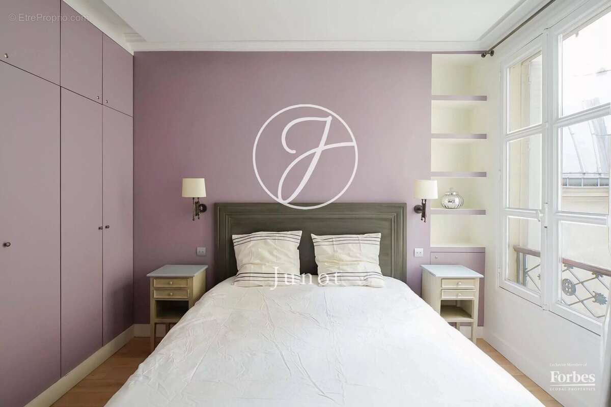 Appartement à PARIS-3E