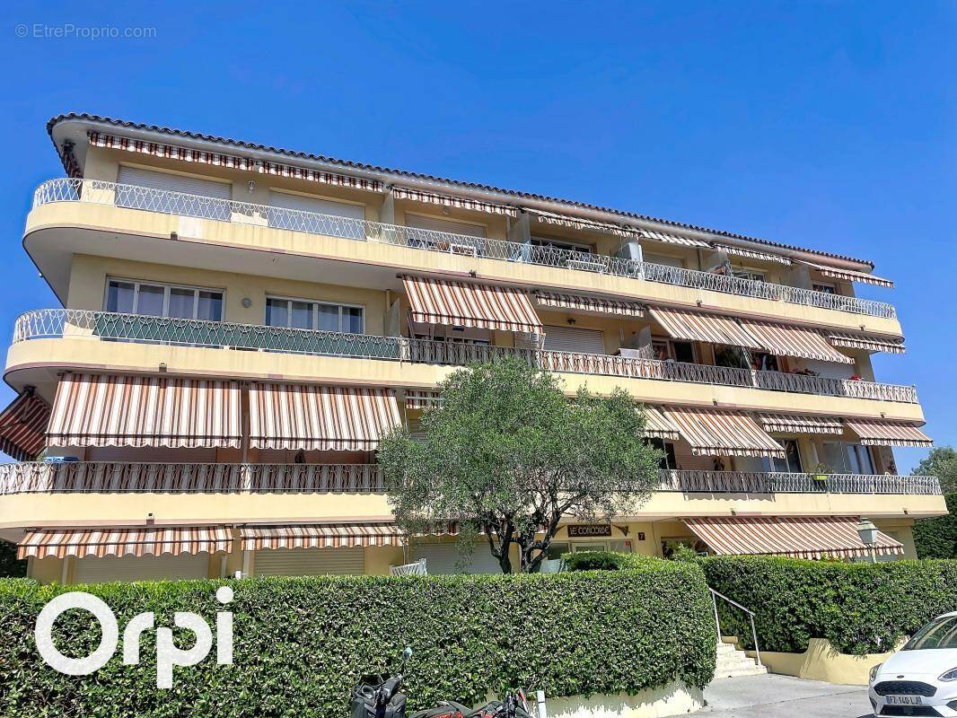 Appartement à VILLENEUVE-LOUBET