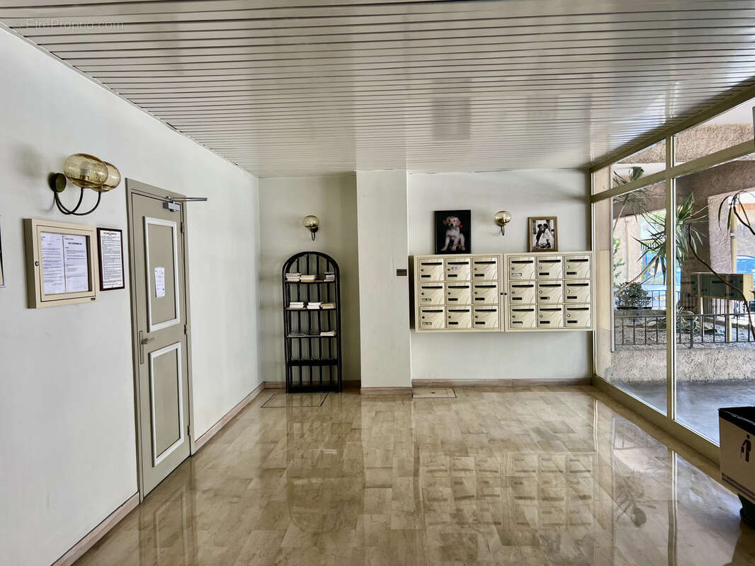Appartement à LE CANNET