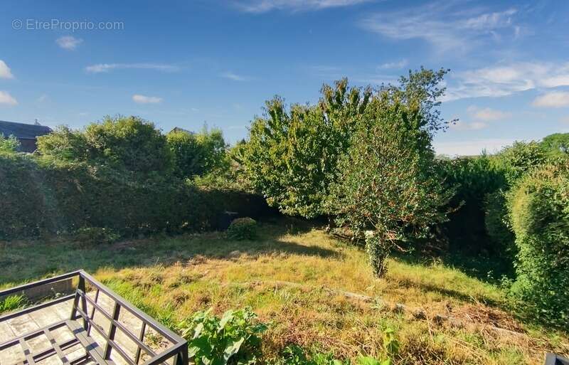 Maison à NEUVILLE-SAINT-AMAND