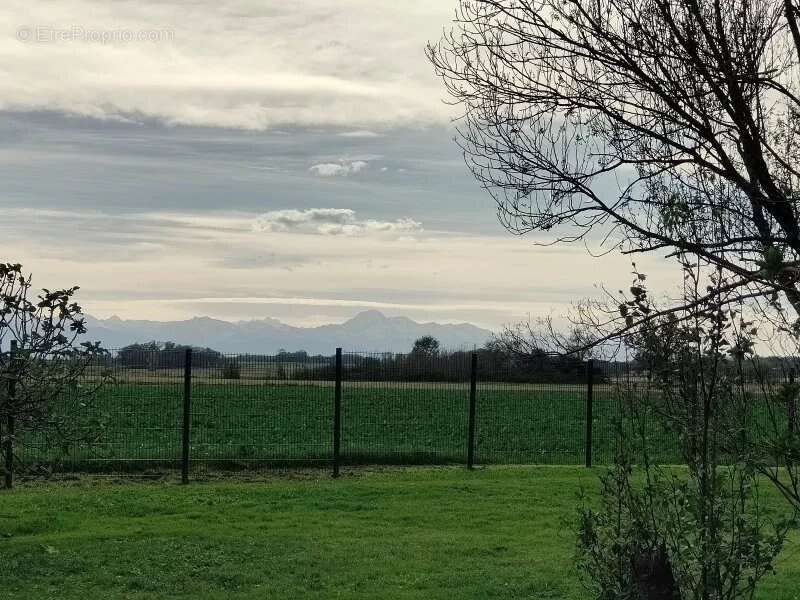 Maison à CASTELNAU-MAGNOAC