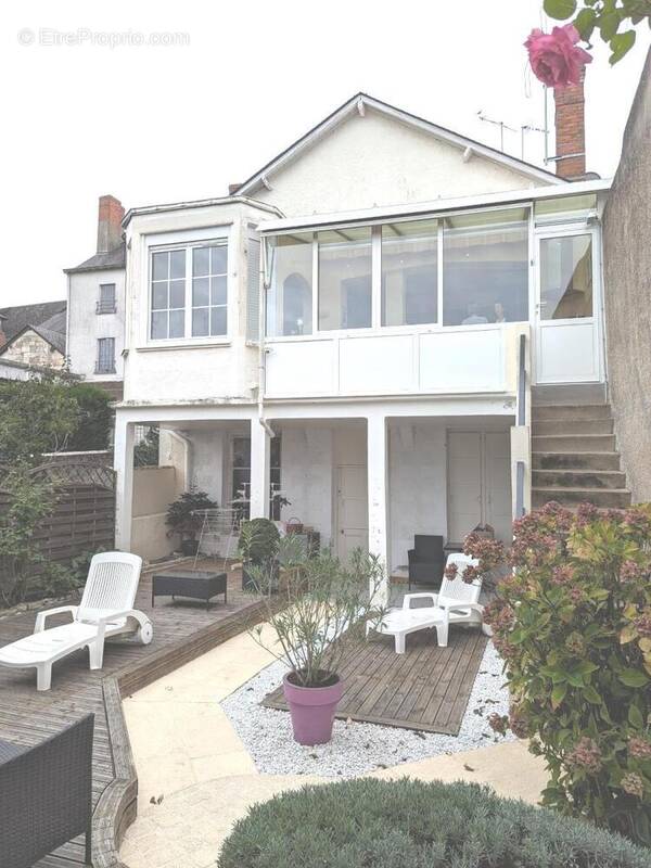 Maison à SAINTE-MAURE-DE-TOURAINE