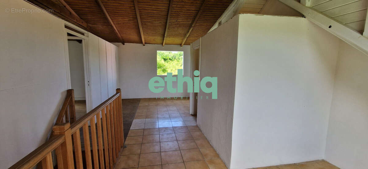 Mezzanine - Maison à MORNE-A-L'EAU