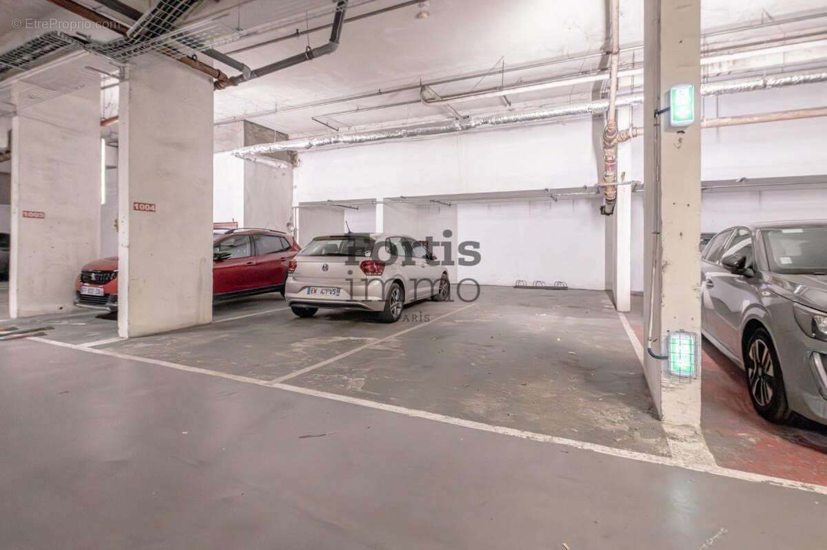 Appartement à ISSY-LES-MOULINEAUX