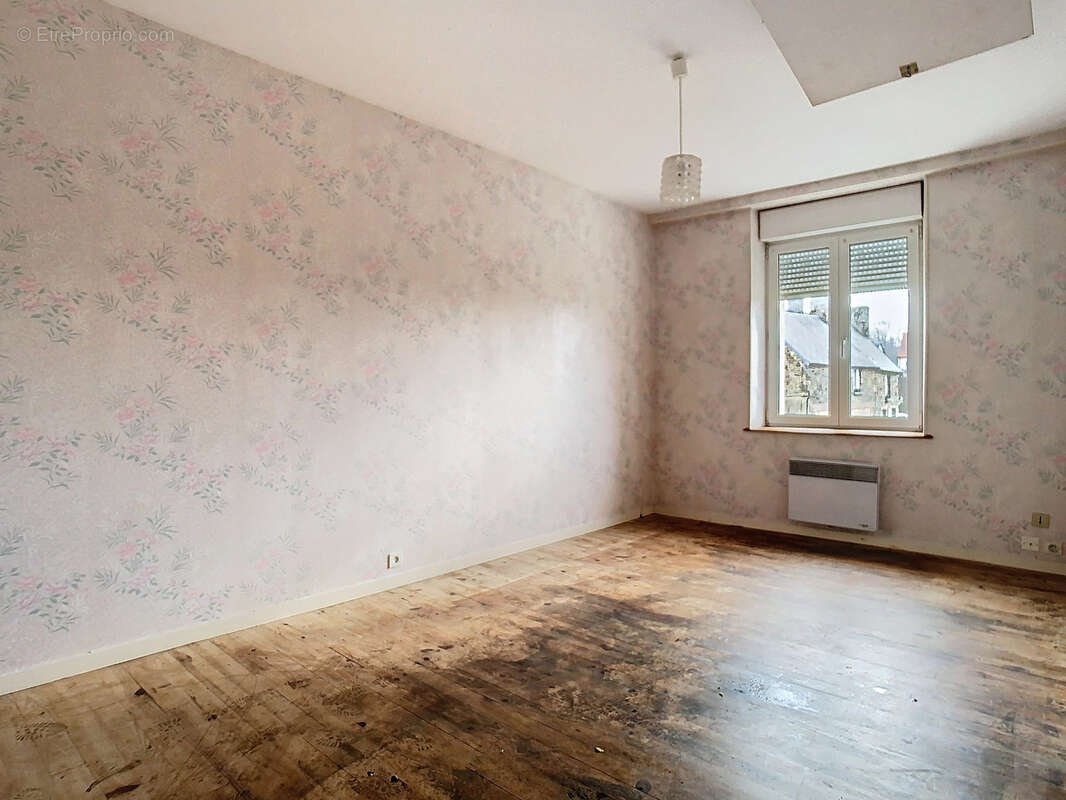 Maison à LA HAYE-DU-PUITS