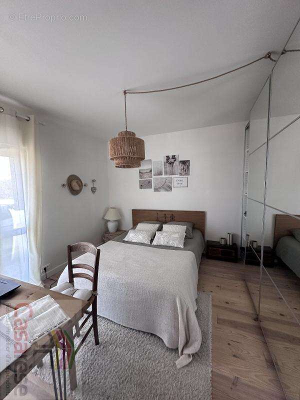 Maison à VALROUFIE