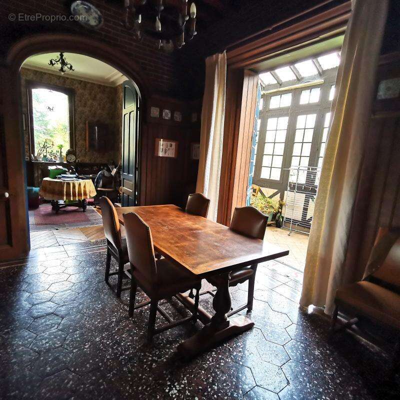 Maison à CUY-SAINT-FIACRE