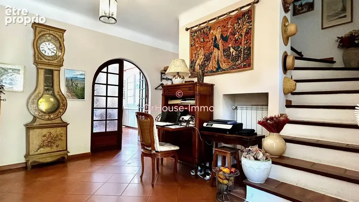 Maison 7 pièces 172 m² à vendre à La Valette-Du-Var (83160) - photo 15