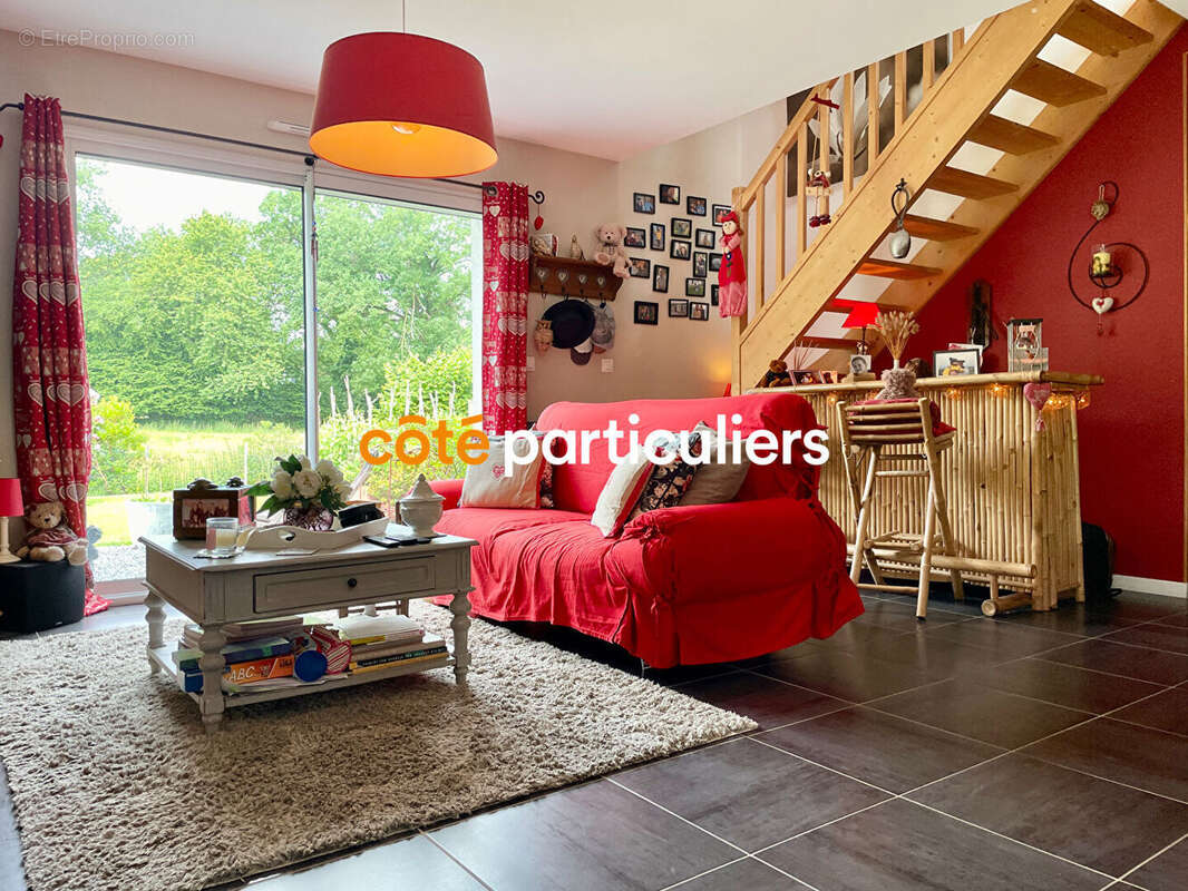 Maison à SAINT-SAUVEUR-LA-POMMERAYE