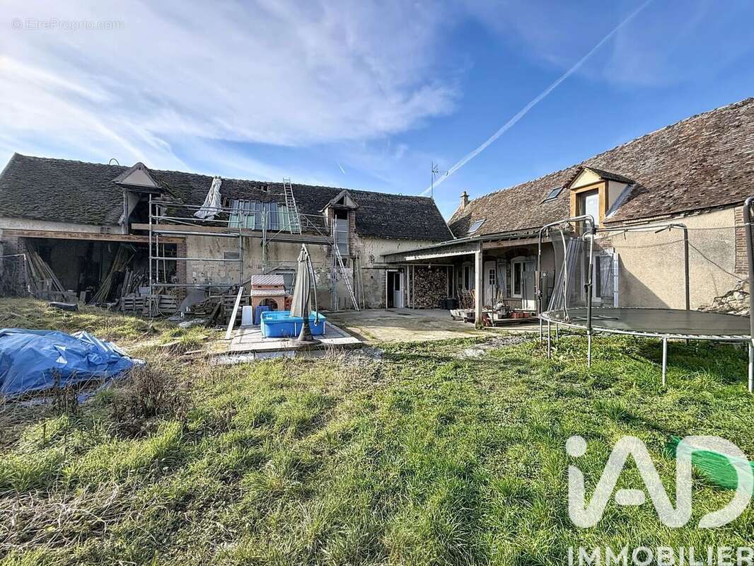 Maison 106 m² à Jaulnes  - photo 2