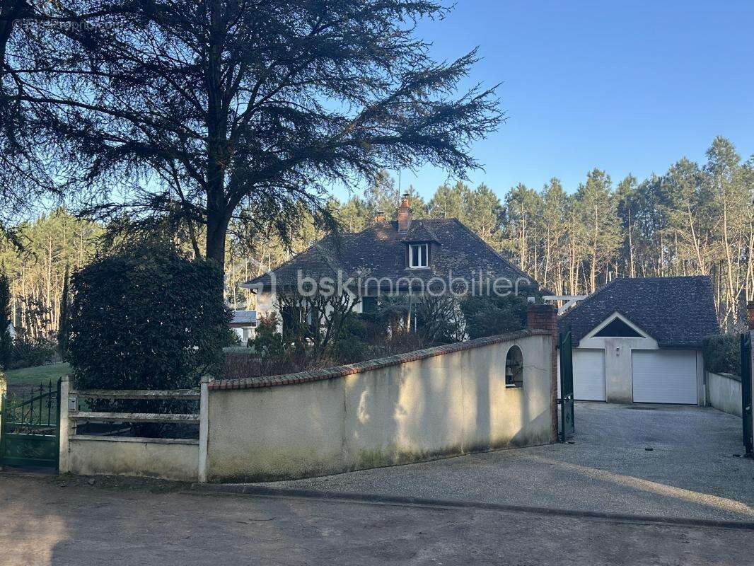 Maison à ARDENAY-SUR-MERIZE