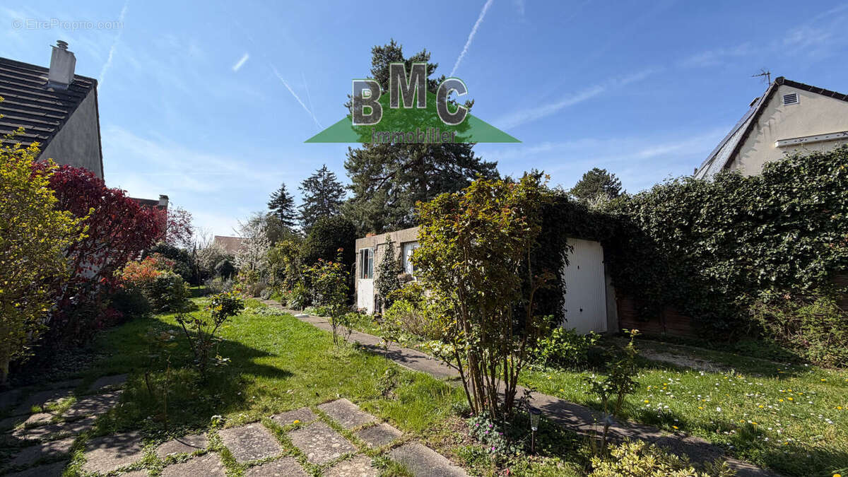 Maison à SAINT-LEU-LA-FORET