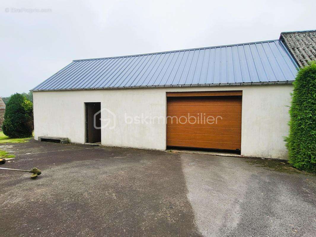 Maison à MORTAIN
