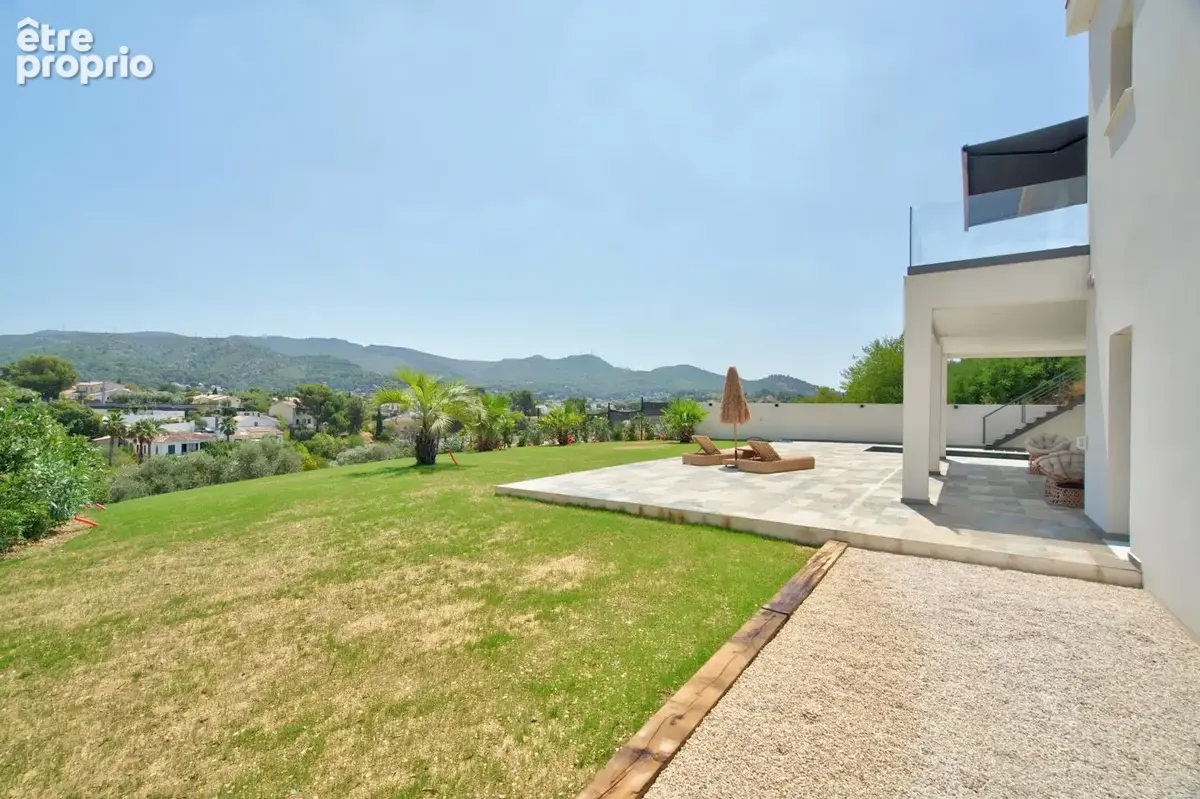 Maison 4 pièces 150 m² à vendre à Allauch (13190) - photo 3