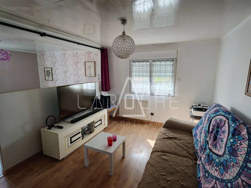 Chalet en bois + terrain - photo 9