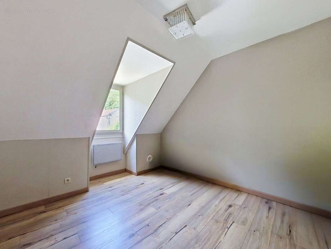 MAISON CHARS - 6 pièce(s) - 90 m2 - photo 6