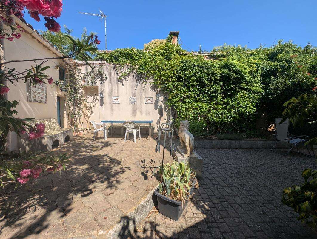 Maison à ADISSAN