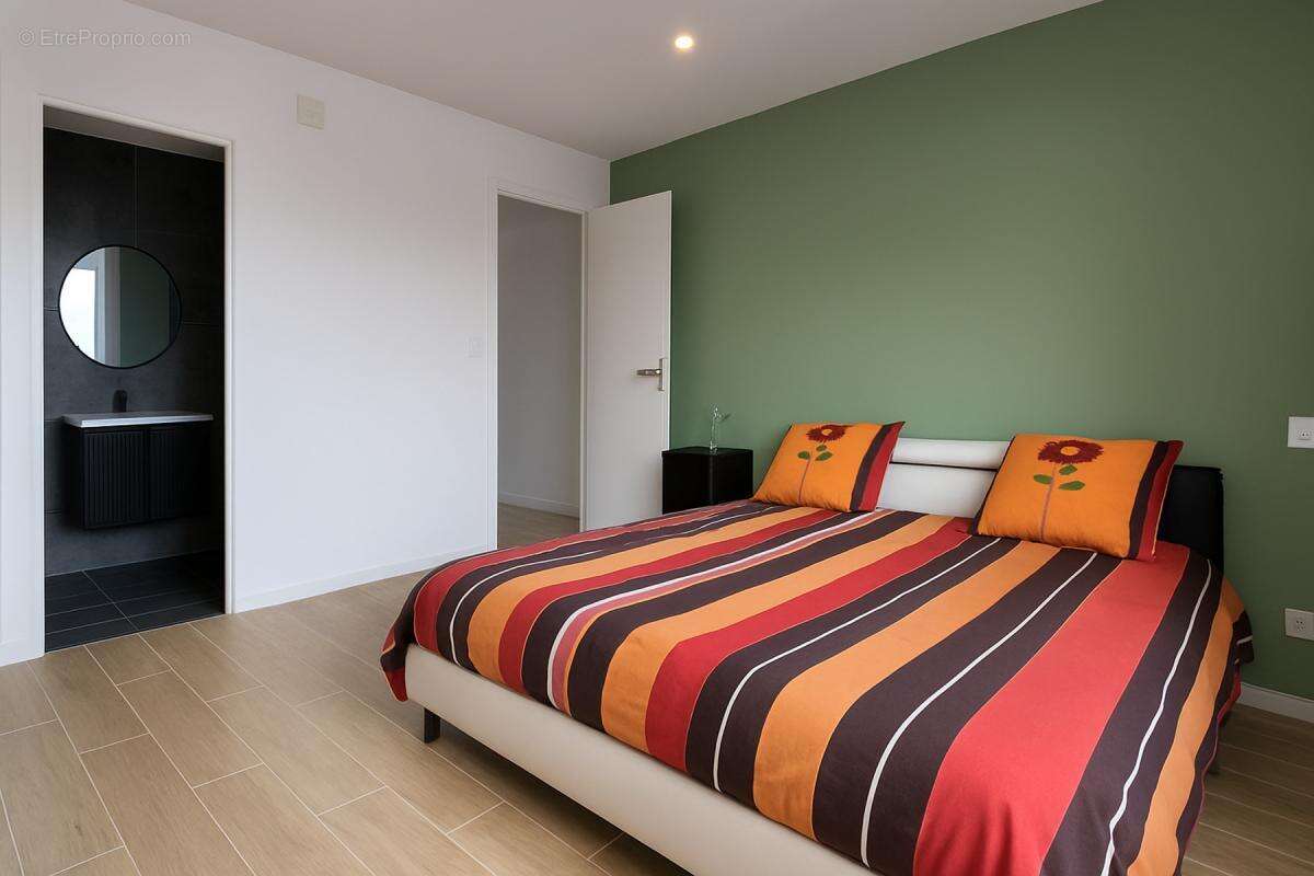 Appartement à SAINT-ESTEVE