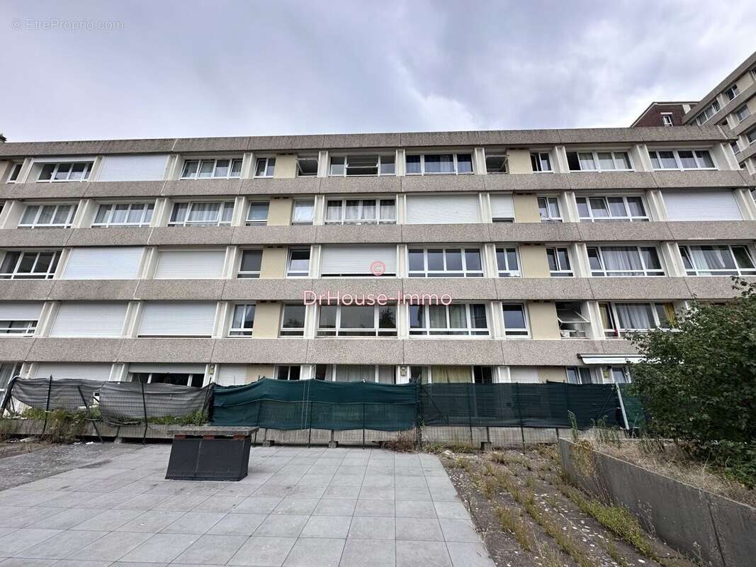 Appartement à HEROUVILLE-SAINT-CLAIR