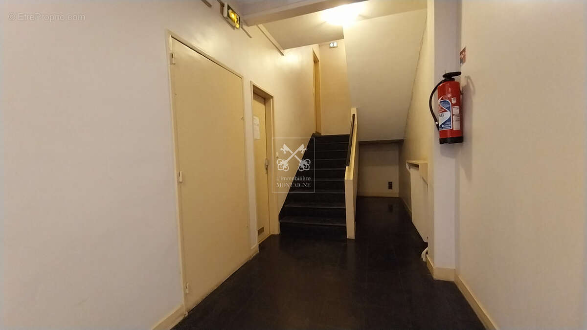 Appartement à PARIS-7E