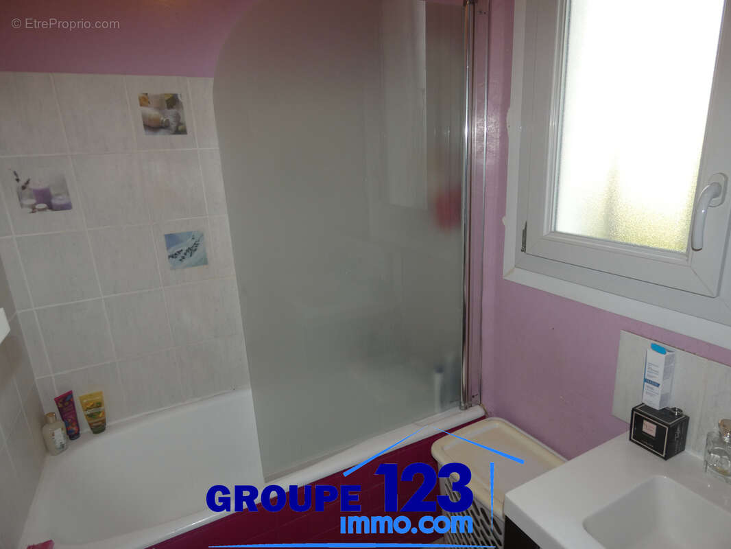 Maison à BRIENON-SUR-ARMANCON