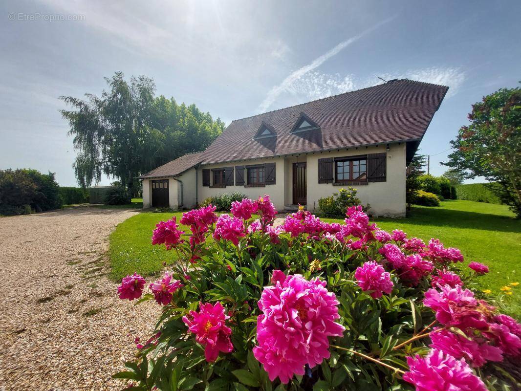 Maison à BEAUBRAY