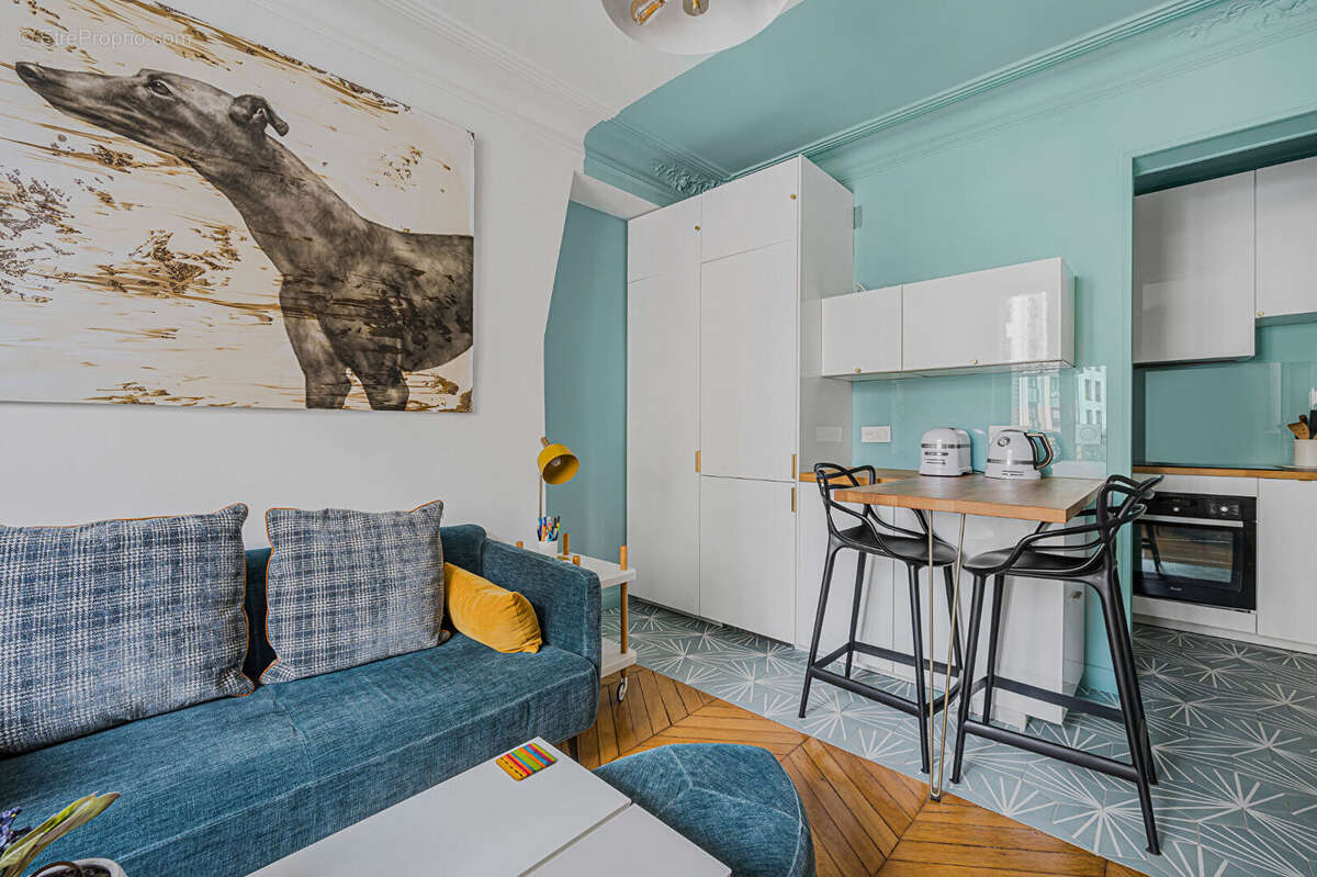 Appartement à PARIS-14E
