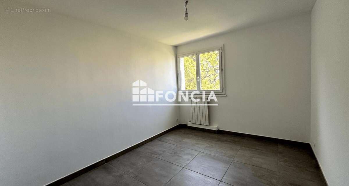 Appartement à LUNEL