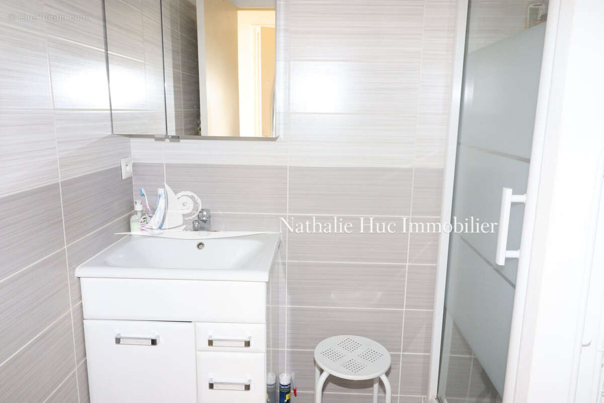 Appartement 46 m² à Saint-Nazaire  - photo 4