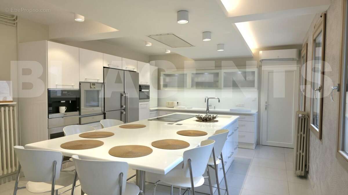 IMG-20251120-WA0016 - Maison à LE MANS