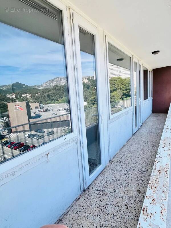 Appartement à MARSEILLE-9E