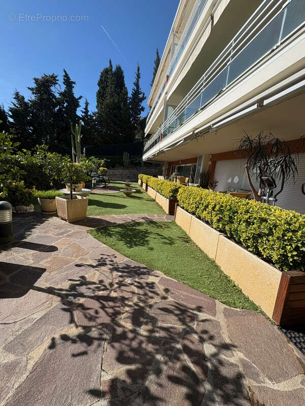 Appartement à CAP-D'AIL