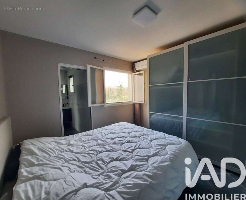 Photo 3 - Maison à SAINT-BAUZILLE-DE-PUTOIS