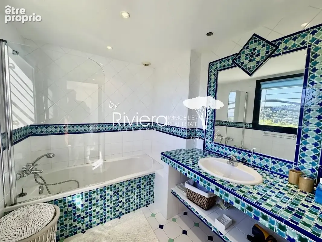 Propriété Contemporaine - Vue Mer imprenable avec piscine à - photo 20