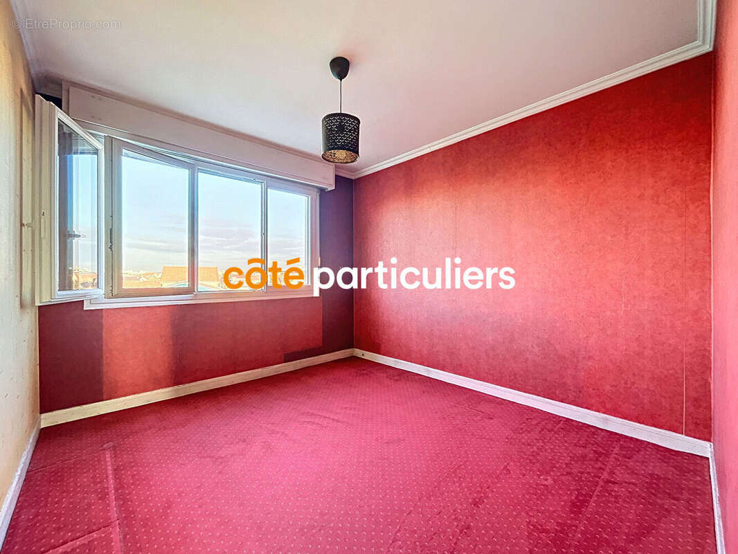 Appartement à SAINT-MAUR-DES-FOSSES