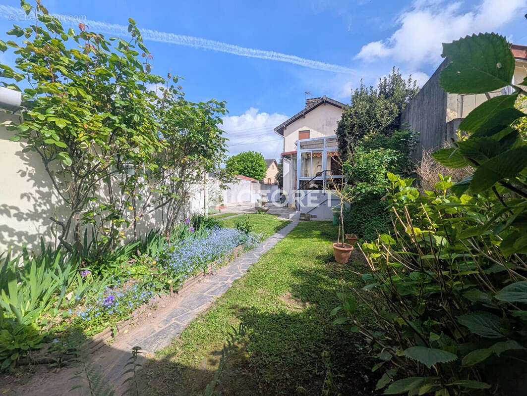 Maison à VILLIERS-LE-BEL