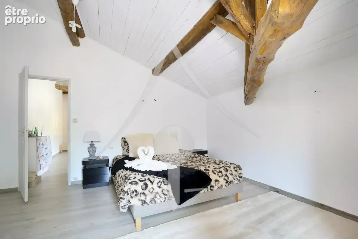 Superbe domaine avec dépendances et piscine - photo 19