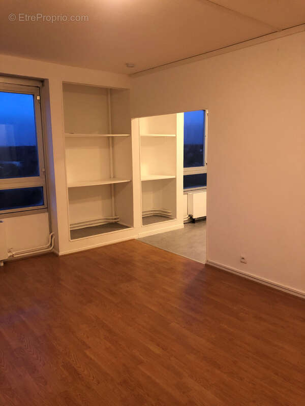 Appartement à DAMMARIE-LES-LYS