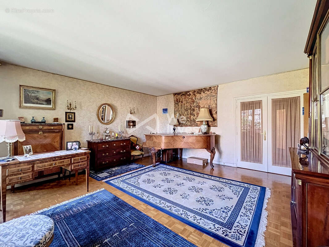 Appartement à SAINT-CLOUD