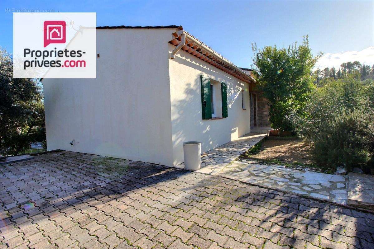 Maison à LORGUES